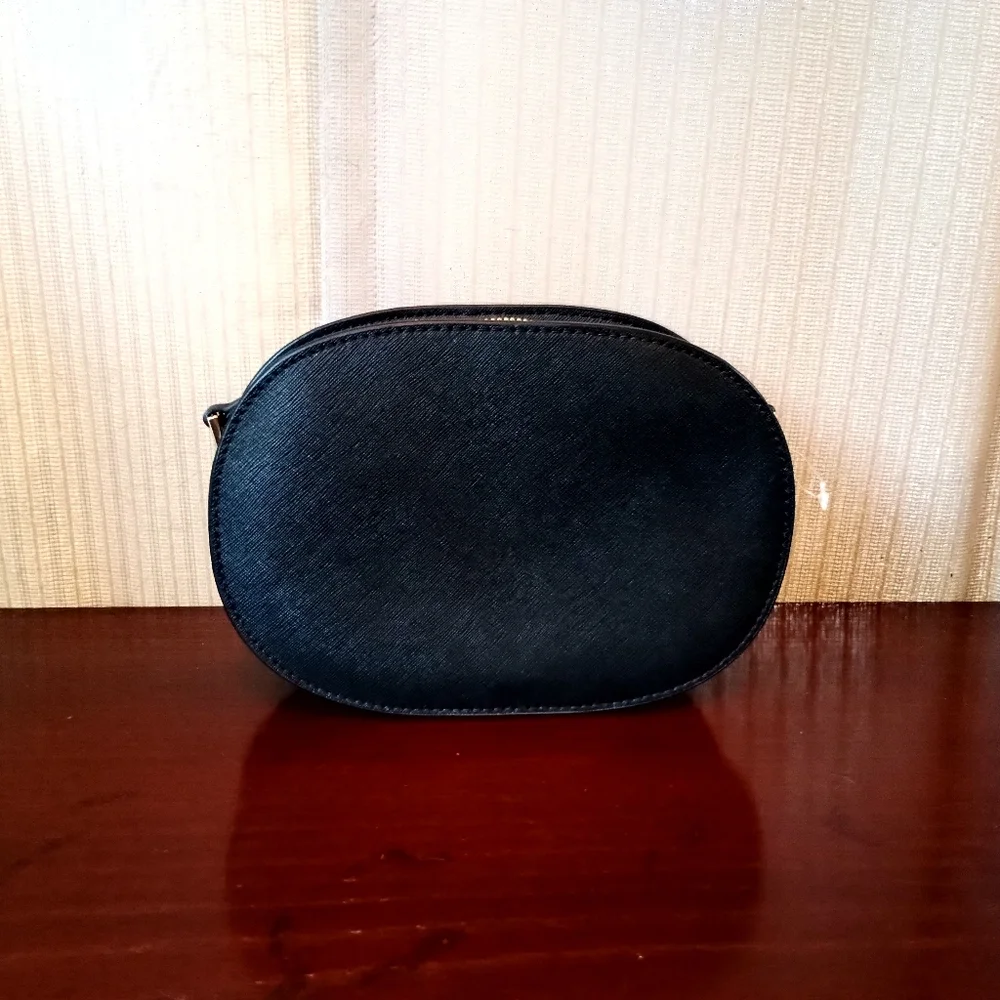 Michael Kors Jet Set Travel Medium Crossbody